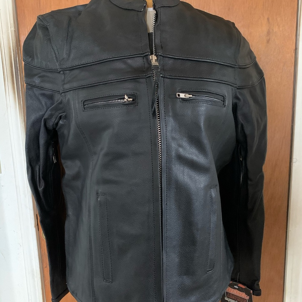 Interstate leather jacket. Ladies large.